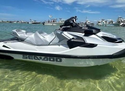 1 Hour Rental - SeaDoo GTX