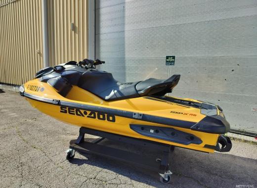 4 Hour Rental - SeaDoo GTI SE